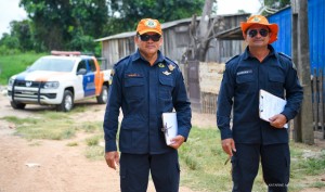 Defesa Civil - orienta moradores em áreas de risco sobre período chuvoso