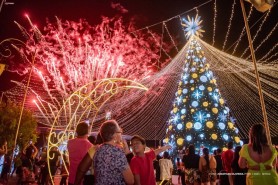 Prefeito Arthur Henrique faz o acendimento das árvores gigantes e inicia iluminação natalina em Boa Vista