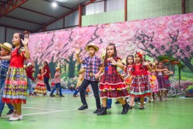 Festival cultural e literário marca encerramento das aulas do semestre em escola municipal