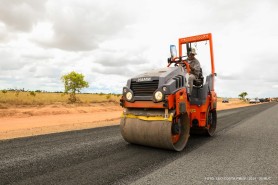 Prefeitura amplia serviço de infraestrutura na região do Bom Intento