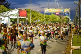 DIA DO PROFESSOR - Corrida 15 de Outubro homenageia profissionais da educação em grande estilo
