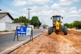 AVENIDA VENEZUELA - Obras de duplicação no Jardim Floresta recebe serviços de terraplanagem