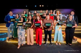 Prêmio Meritocracia 2025 reconhece dedicação de professores da Rede Municipal de Ensino