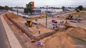 Prefeitura intensifica obras de drenagem na avenida Brasil