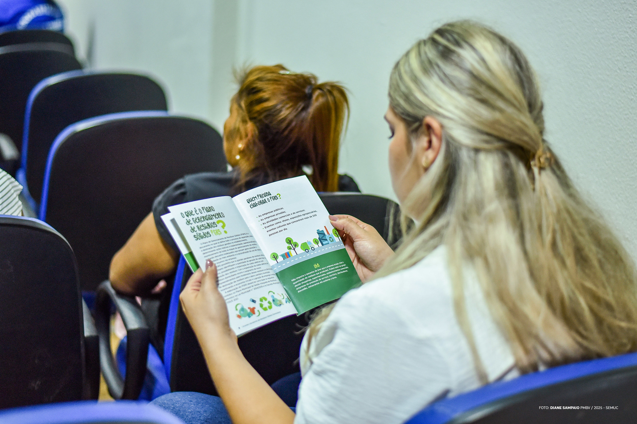 Prefeitura de Boa Vista discute melhorias para recicladores e catadores da capital 4 54324429965 d430c54740 k