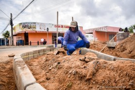 Obras de calçadas na Avenida Sol Nascente e rua João Pessoa garantem segurança e qualidade de vida aos moradores