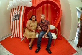 O AMOR ESTÁ NO AR - Casais dos Cabelos de Prata comemoram Dia dos Namorados em sessão de cinema
