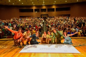 MORMAÇO 2025 - Sucesso de público, “Cordel do Amor sem Fim” emociona 4ª noite de espetáculos no Teatro Municipal
