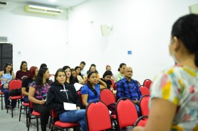 Prefeitura sensibiliza e promove reflexão sobre saúde mental para educadores sociais