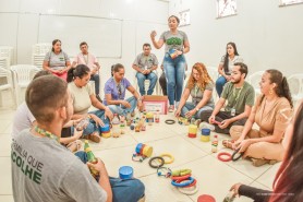 Profissionais do Programa Família Que Acolhe participam de oficinas para fortalecer atendimentos à população