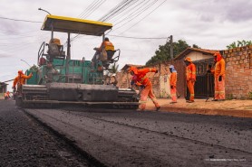 BAIRRO EQUATORIAL - Conjunto Cruviana recebe mais de 550 m de recapeamento, melhorando a qualidade de vida dos moradores
