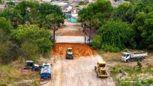 Prefeitura interliga bairros Murilo Teixeira e Equatorial, amplia mobilidade e beneficia moradores da região