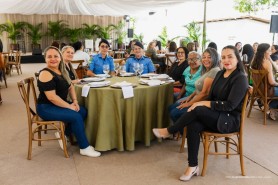 Com música e muito afeto, café da manhã marca homenagem às mães de Boa Vista
