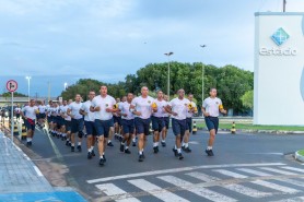 Alunos do Curso de Formação da GCM participam de corrida nos bairros União e Caranã