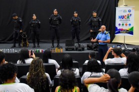 Integrantes de projetos sociais conhecem trabalho da segurança pública municipal
