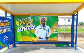 Atos de vandalismo danificam paradas de ônibus em Boa Vista