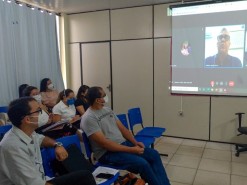 SAÚDE - Profissionais da rede municipal de saúde iniciam curso de especialização em enfermagem obstétrica