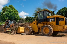 LIMPEZA URBANA - “Fico muito feliz em saber que minha rua está sendo bem cuidada”, diz moradora do bairro Santa Luzia