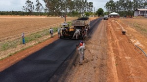 AGRICULTURA FAMILIAR - Prefeitura inicia pacote de obras de infraestrutura no Bom Intento