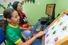 TIX LETRAMENTO - Ferramenta pedagógica e tecnológica vem auxiliando o ensino dos alunos da Educação Especial do município