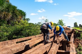 Ponte na Vicinal 1 do PA Nova Amazônia passa por reforma