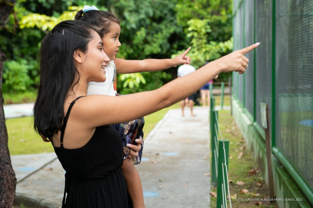 RECESSO ESCOLAR - Bosque dos Papagaios é opção de lazer para a criançada
