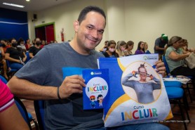 INCLUIR - Professores da Educação Especial passam por curso de capacitação com a temática autismo