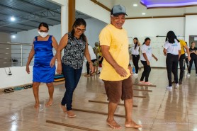 Hiperdia - Idosos participam de ação de saúde com atividades físicas em academia de Boa Vista