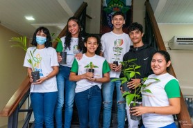 DIA DA ÁRVORE - Jovens do Dedo Verde celebram o Dia da Árvore com entregas de mudas