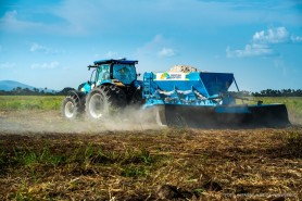 Prefeitura investe em maquinários que garantem mais produtividade no campo