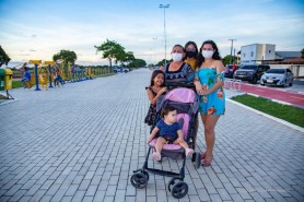 BAIRRO DOS ESTADOS - Prefeitura fecha 2km de vala e entrega à população praça estruturada e moderna