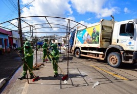 Coleta de lixo: Prefeitura faz limpeza de feiras livres aos fins de semana