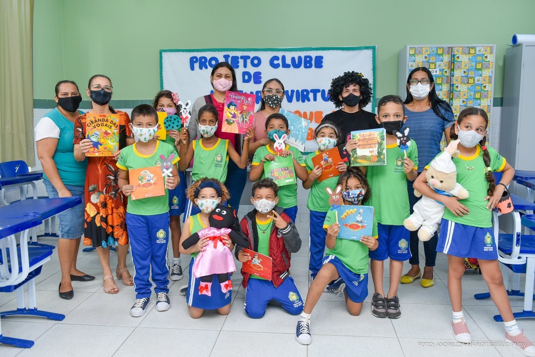 200 dias de leitura e escrita na escola