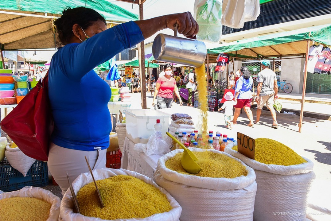 Feirantes de Boa Vista aprendem noções de empreendedorismo e formalização de empresas