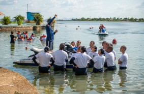 Alunos do curso de formação da Guarda Civil Municipal participam de treinamento prático na água