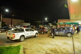 Fiscalização na Pandemia: Fim de semana é marcado por aglomerações em bares, praças e conveniências em postos de combustíveis