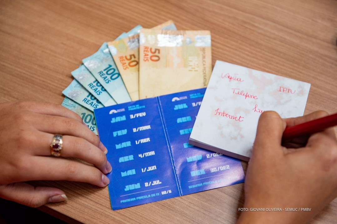 Comunicado - Prefeitura antecipa mais uma vez e paga servidores nesta sexta-feira, 28