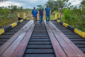 Prefeitura beneficia 50 famílias com a construção de pontes em comunidade indígena