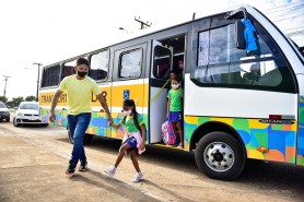 TRANSPORTE ESCOLAR - Prefeitura amplia a capacidade de atendimento com novos micro-ônibus para as áreas rural, indígena e urbana
