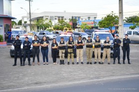 SEMANA DA MULHER - Smtran e Guarda Municipal levam orientação de segurança no trânsito à população