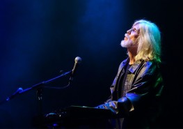 AGENDA CULTURAL - Oswaldo Montenegro se apresenta nesta sexta-feira, 23, no Teatro Municipal de Boa Vista