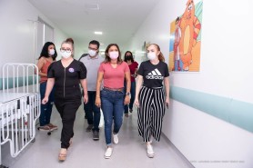 Nova secretária de Saúde visita Hospital da Criança Santo Antônio