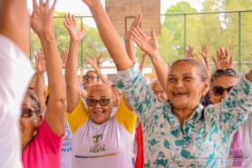 Idosos do “Cabelos de Prata” se divertem durante Semana de Jogos Sociais e Esporte Adaptado