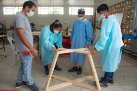 PROJETO CRESCER - Em oficina, jovens se especializam na produção de móveis e utilitários decorativos