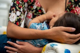 AGOSTO DOURADO - Beneficiárias do FQA aprendem sobre os benefícios do aleitamento materno