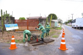 PATRULHA DA CHUVA - Equipes da prefeitura reforçam serviços de limpeza para garantir eficiência do sistema de drenagem em Boa Vista