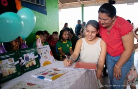 ‘PEQUENOS ESCRITORES’ - Dia de autógrafos marca lançamento de livros produzidos por alunos de escola do campo