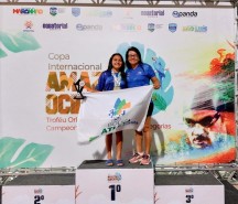 BOLSA ATLETA - Apoiada pela prefeitura, nadadora de Boa Vista conquista 6 medalhas de ouro em competição regional