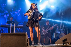 Shows de artistas locais animam o público do Maior Arraial da Amazônia