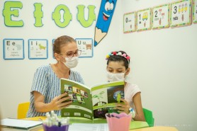 Classe hospitalar garante acompanhamento escolar a pacientes internados no Hospital da Criança